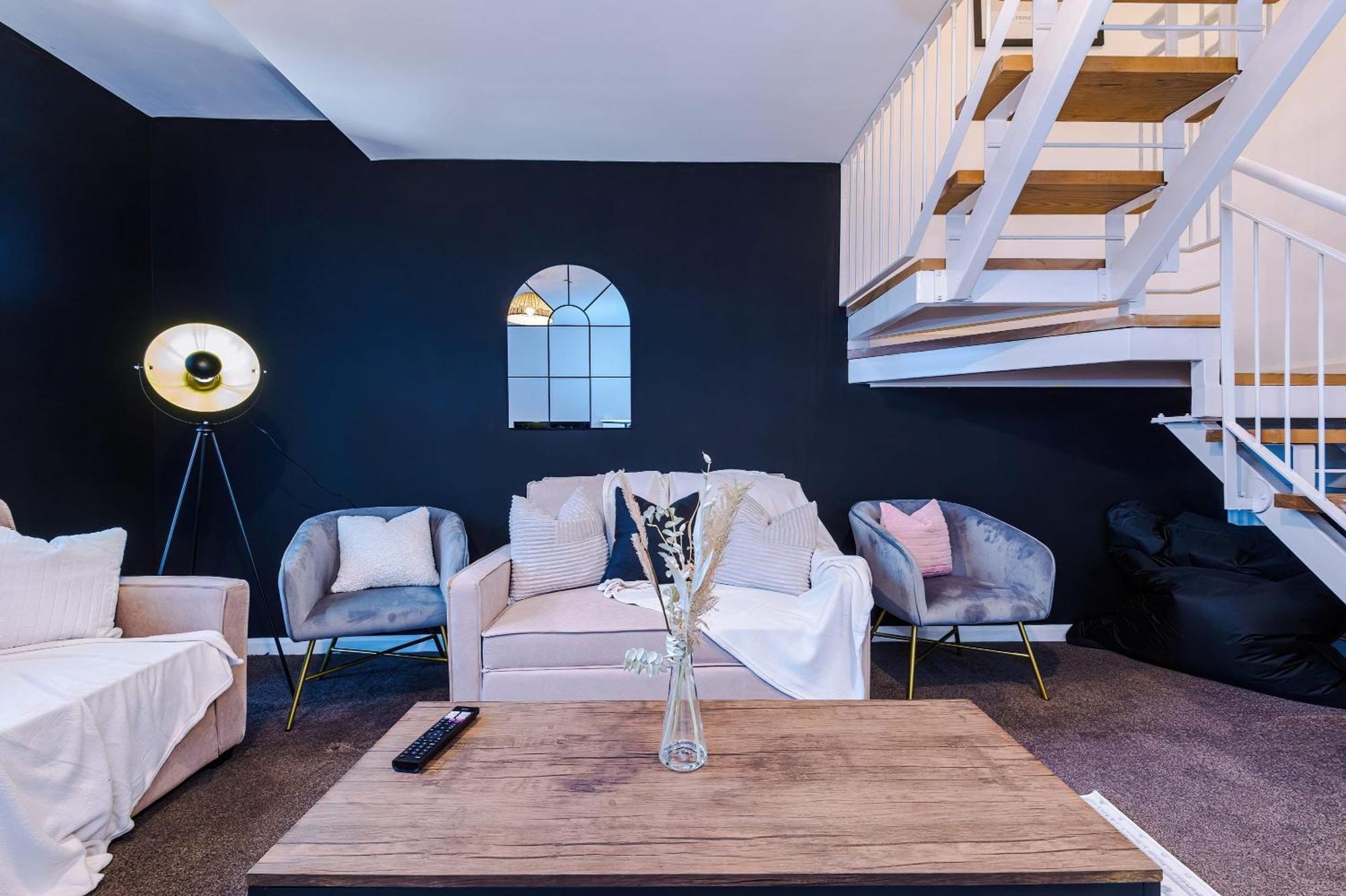 맨체스터 Rest&Recharge At A Spacious Townhouse By The Etihad 빌라 외부 사진