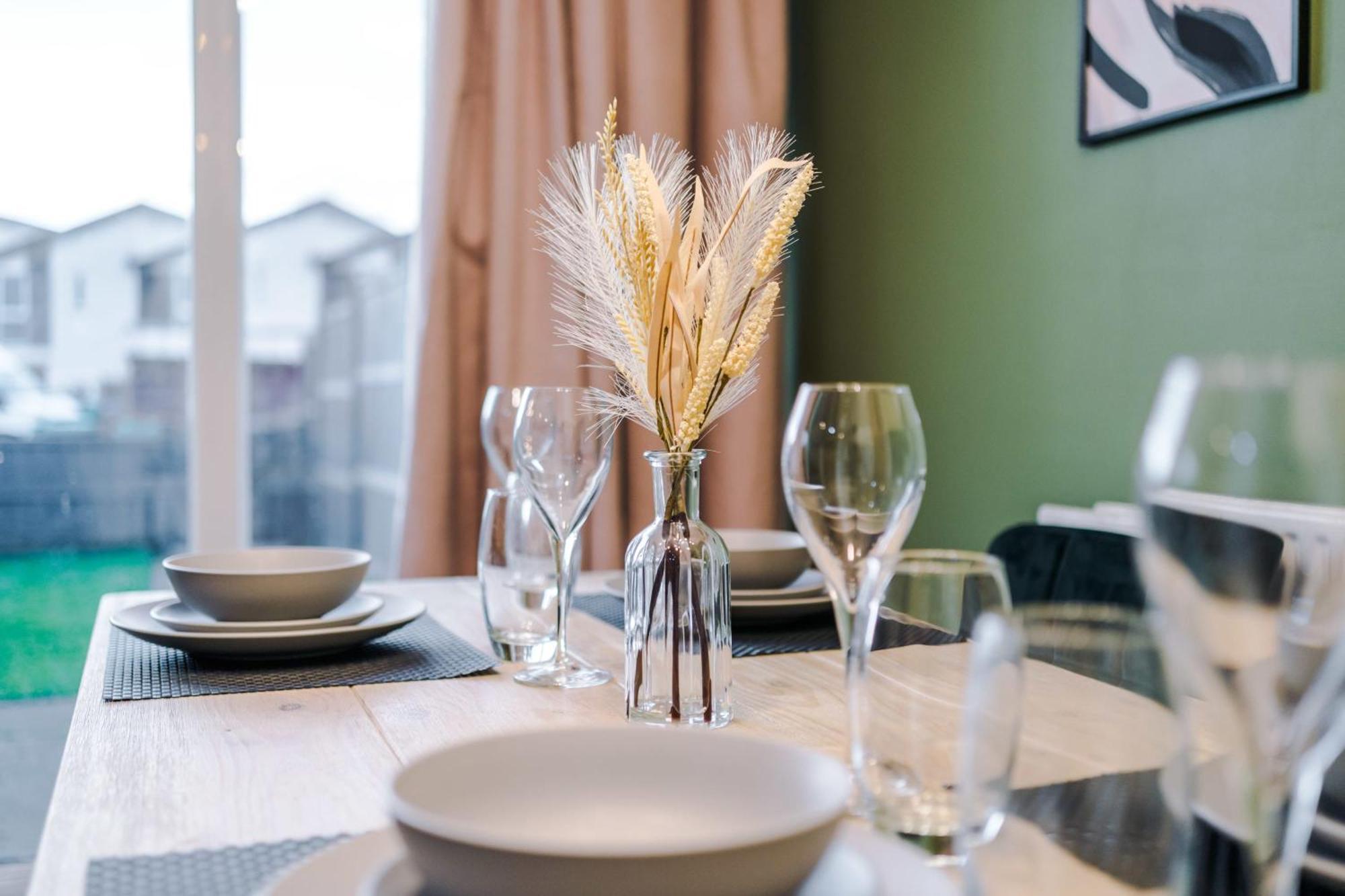 맨체스터 Rest&Recharge At A Spacious Townhouse By The Etihad 빌라 외부 사진