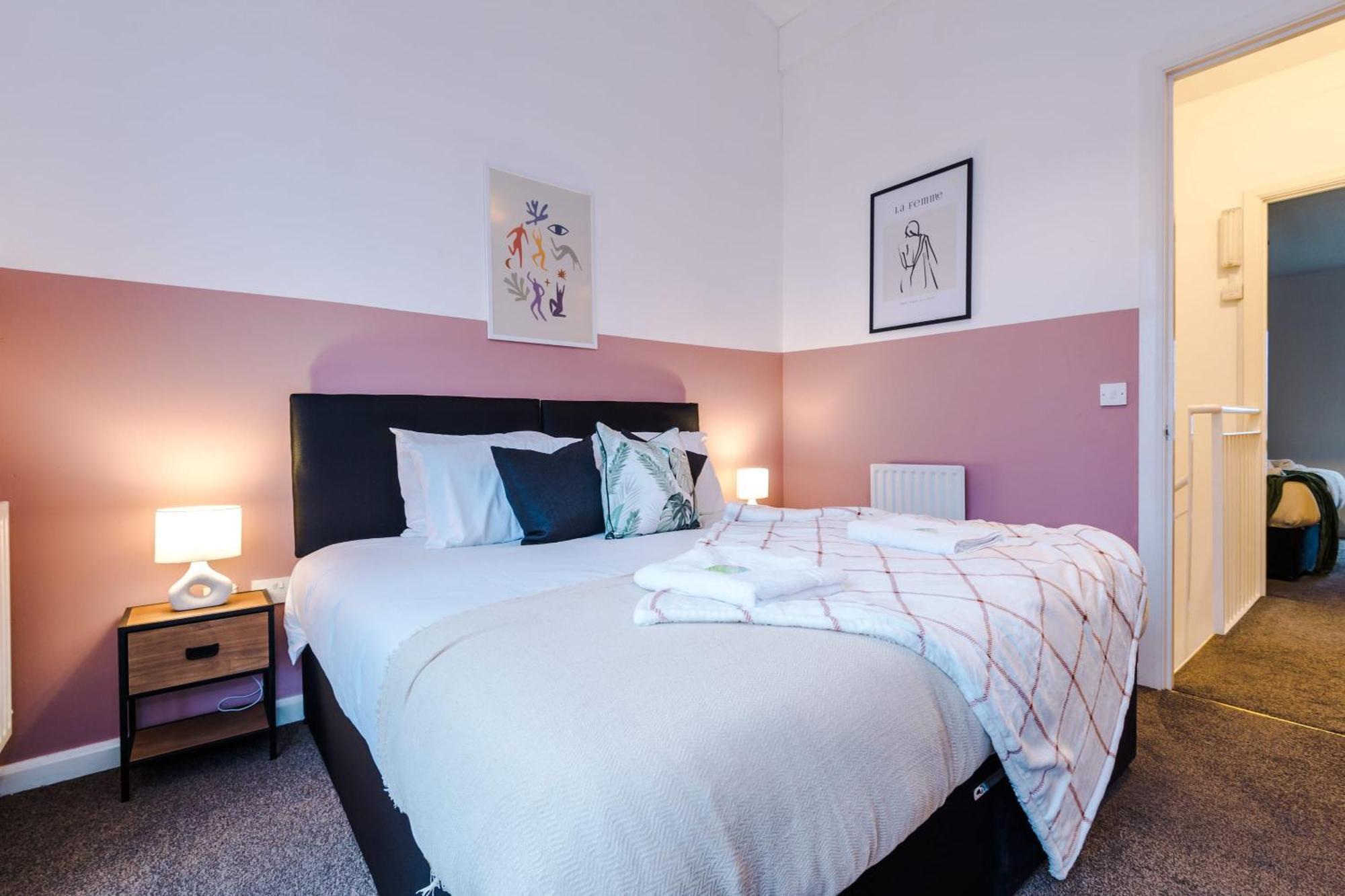 맨체스터 Rest&Recharge At A Spacious Townhouse By The Etihad 빌라 외부 사진