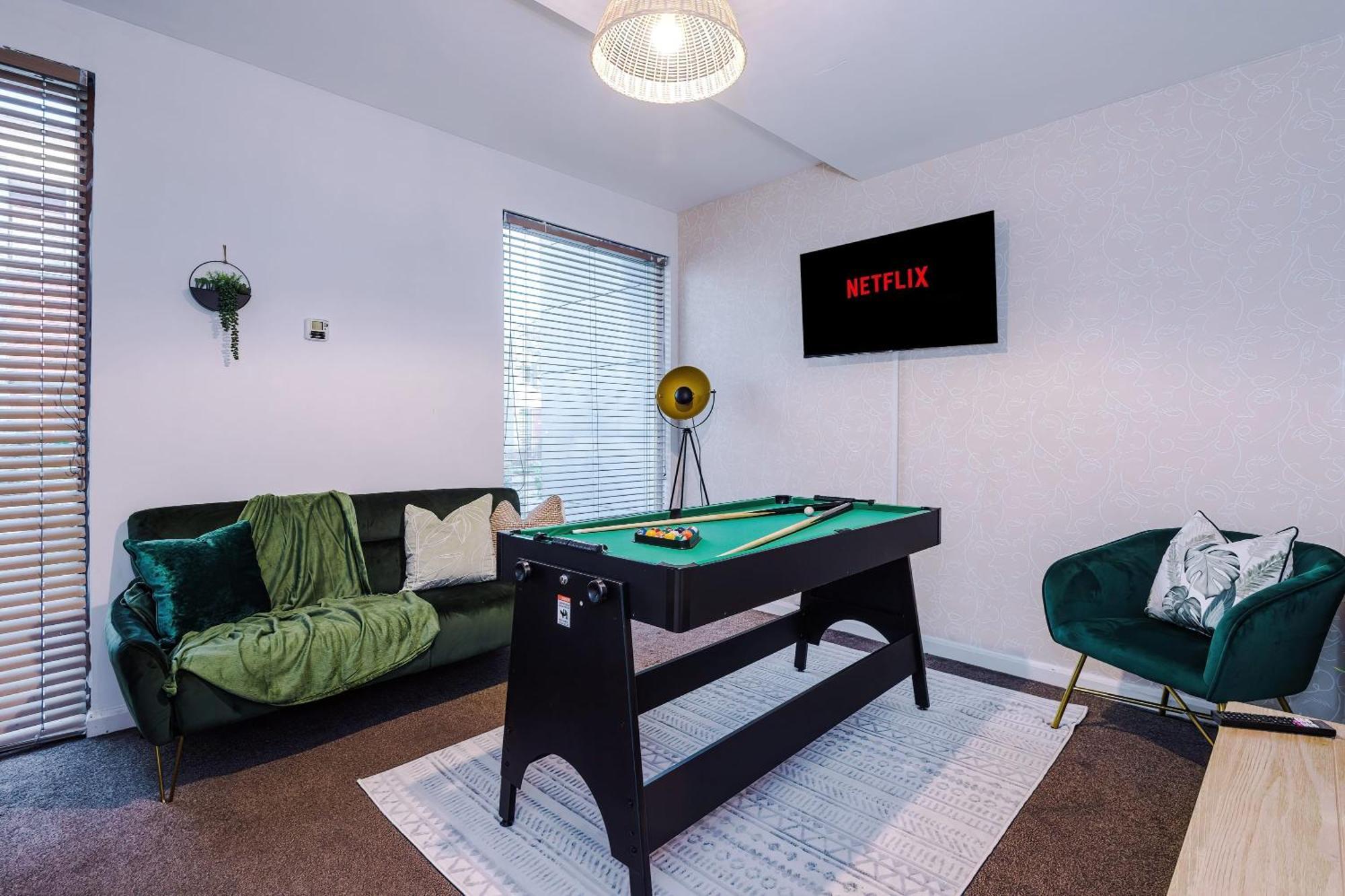 맨체스터 Rest&Recharge At A Spacious Townhouse By The Etihad 빌라 외부 사진